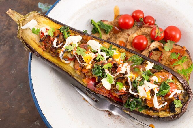 Vine & Dine Tale: 11-Plate Lunch, Wine Discovery, Cooking Mastery - Price and Reservations