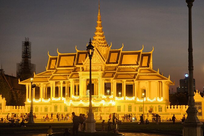Visit 9 Phnom Penh Nightlight Places in 3 Hours