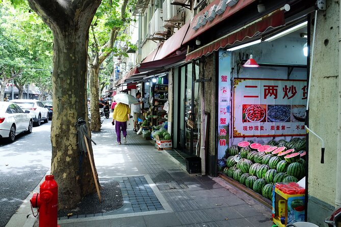 Walking and Food Tasting Tour in Historic District of Shanghai - Group Size and Additional Info
