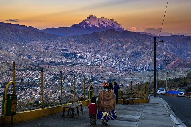 Walking City TOUR La Paz + Cable Cars + Valle De Luna. PRIVATE TOUR - Booking Information