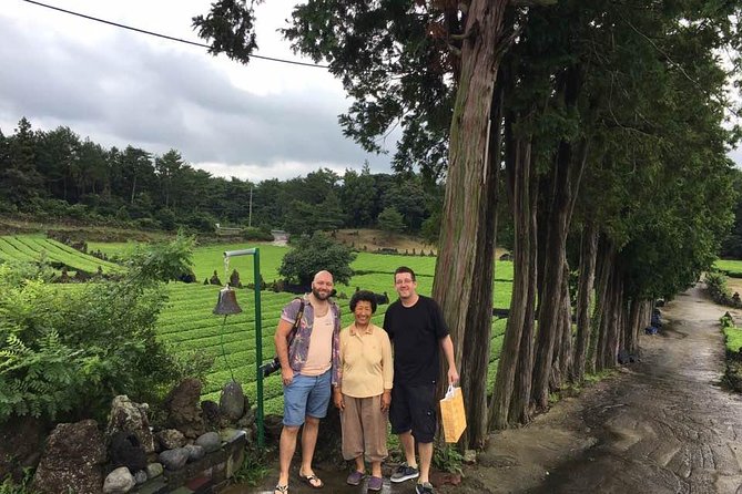 West of Jeju Island Bus Tour / Incl. Bed & Breakfast