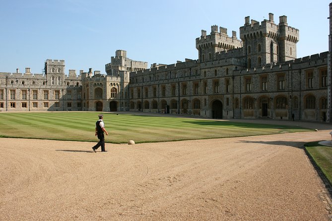Windsor Castle, Stonehenge, Lacock Village Including Passes - Cancellation Policy
