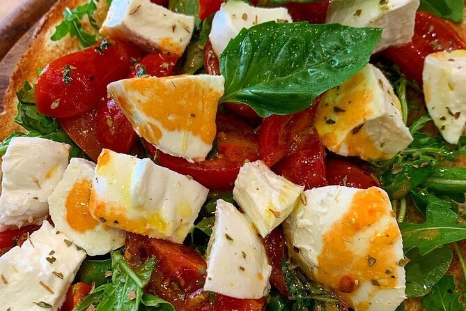 Wine and Food Tasting in Naples Italy - Location