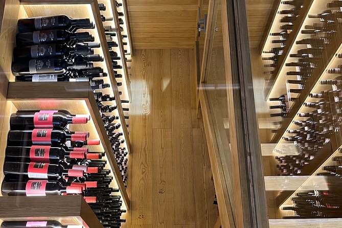 Wine & History Mythical Tour - Accessibility Information