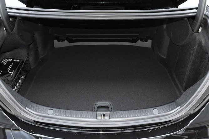 Wusongkou Cruise Terminal to Hongqiao Airport Chauffeur Service, Port Transfer - Booking Information