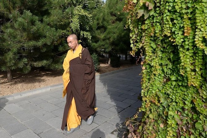 Xian Afternoon Tour to Big Wild Goose Pagoda and Qujiang Pool - Directions
