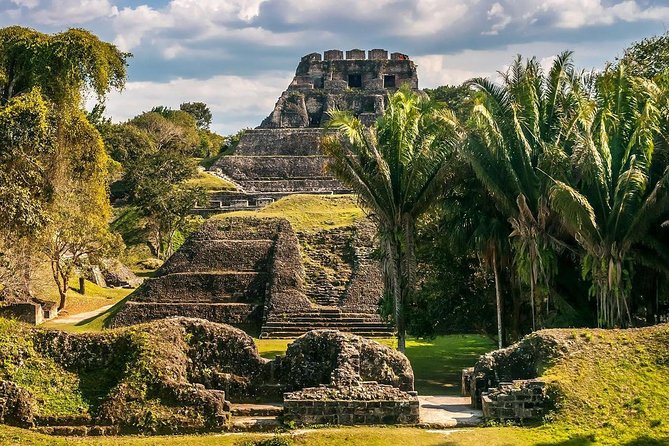 Xunantunich & Inland Bluehole From Hopkins - Meeting Point & End Point