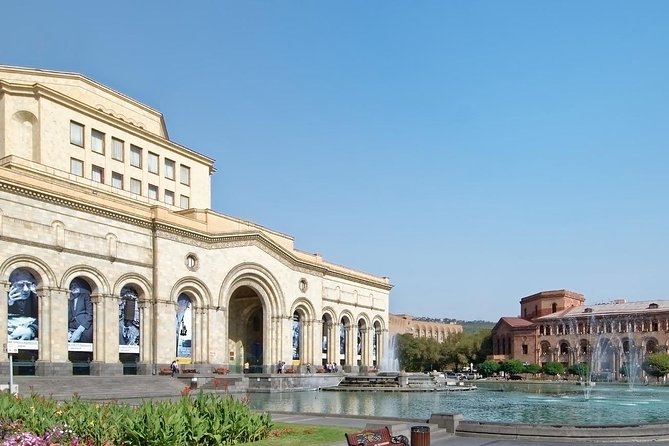 Yerevan Tour in a Retro Lada With Drinks (Yerevan City Tour) - Experience Highlights