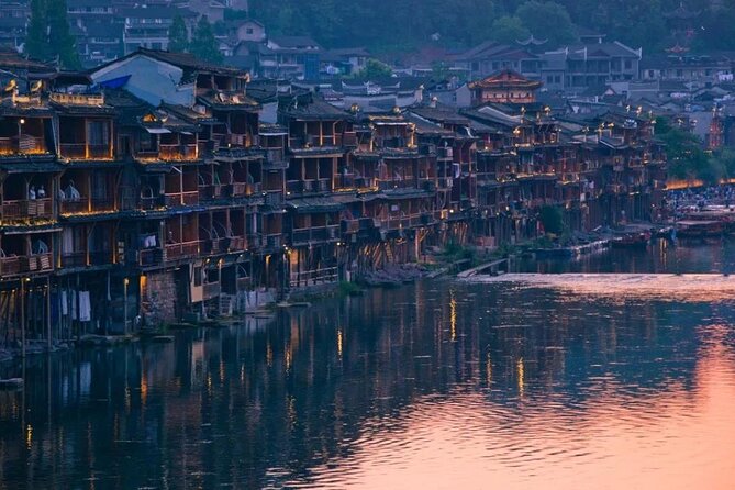 ZJJ Private Tour to Dehang Fenghuang and Fanjinshan With Hotel - Cancellation Policy Details