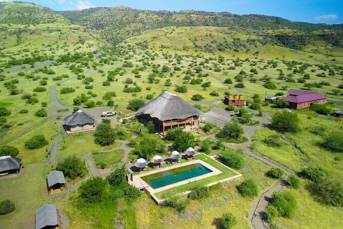 11-Day Private Lake Hopping Tour in Safari - Transportation Logistics