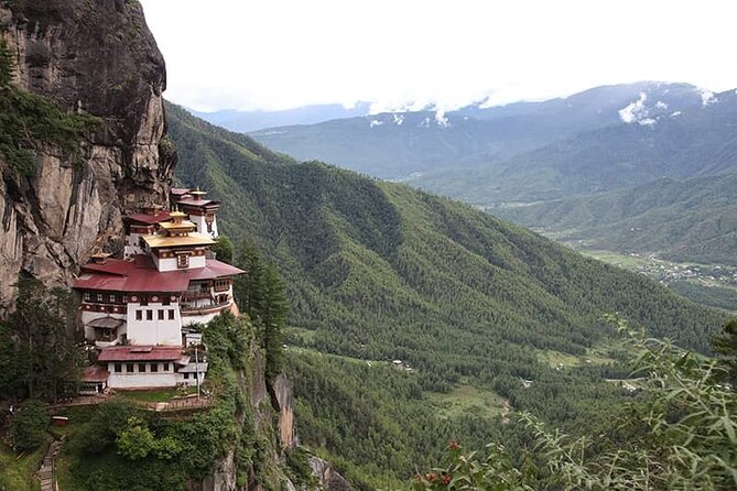 12 Days Jomolhari Trekking & Mountain Festival Tour in Bhutan - Cultural Experiences