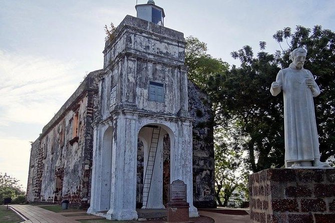 *15hrs Comprehensive Melaka Car Tour Frm Johor Bahru W Tourguide - Frequently Asked Questions