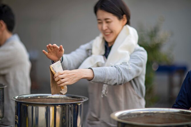2.5 Hours Natural Dyeing Workshop in Rajasthan - Directions