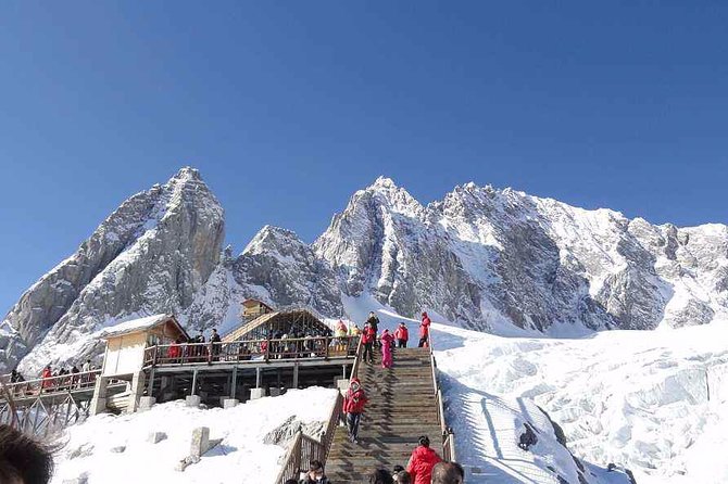 2-Day Private Lijiang Highlights Tour From Chengdu by Plane - Accommodation Details