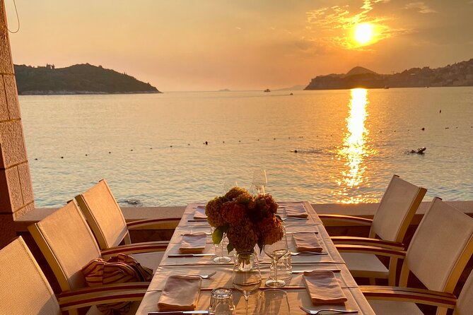 2-Hour Kayaking at Sunset With Wine Tasting and Appetizers - Pricing and Reservation Details