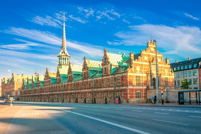 2 Hour Walking Introduction to Copenhagen and Its Main Sights - End Point at Amalienborg Palace