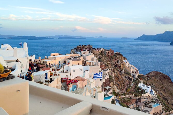3 Hour Tour in Oia - Communication Channels