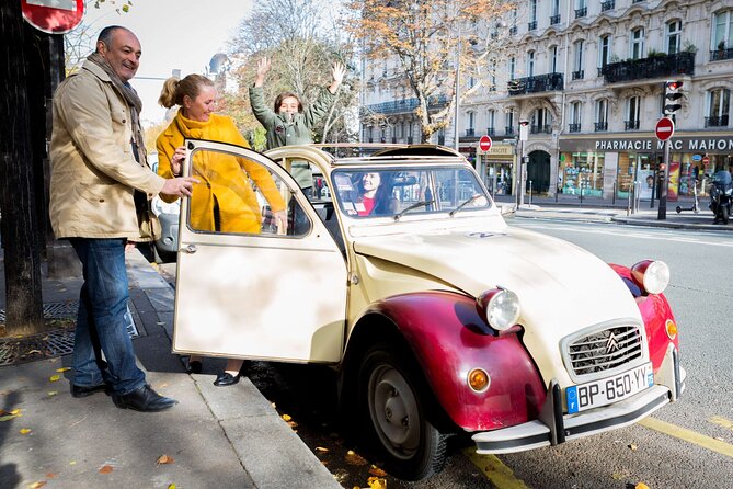 3 Hours Paris Private Vintage Car Tour With CDG Airport Transfers - Booking Details