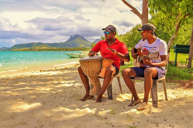 3 Watersports + Ile Aux Cerfs Speedboat Cruise + BBQ Lunch & Drinks + Waterfall - Visit to a Stunning Waterfall