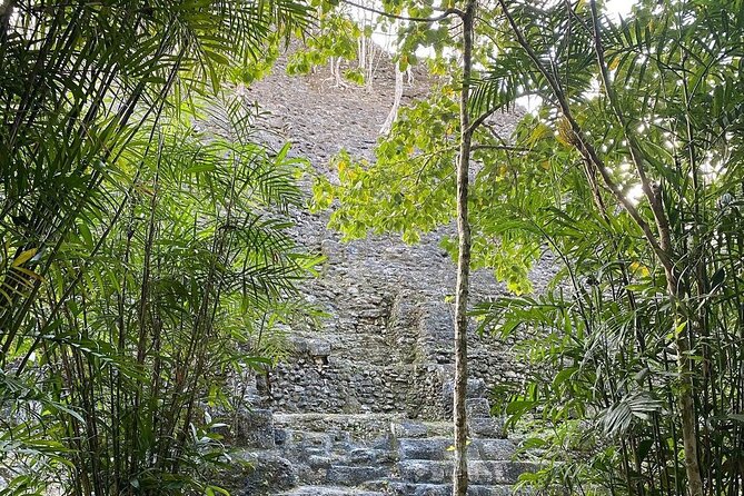 4-Day Maya Trek To 3 Archeological Sites From Flores: Uaxactún + Tikal + El Zotz - Logistics and Meeting Point