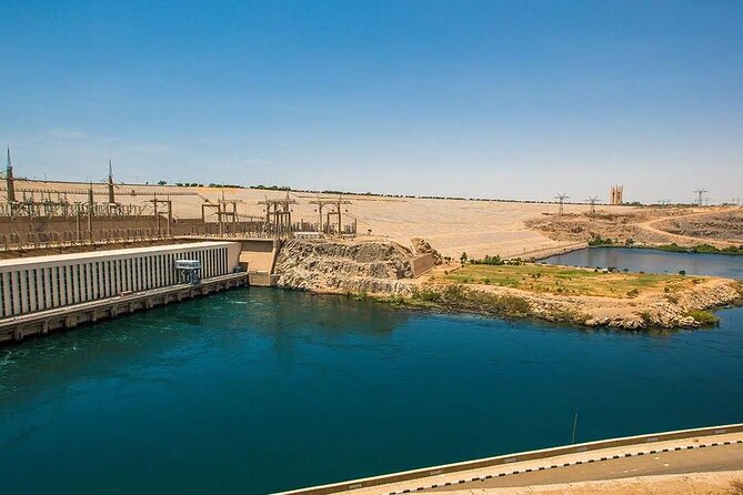 4 Days and 3 Nights Private Nile Cruise From Aswan to Luxor - Guided Tour Experience