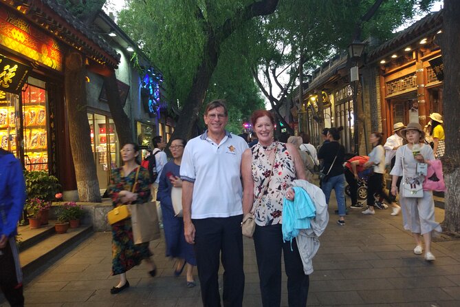 4-hour Evening Tour: Jingshan Hill, Beihai Park & Hutongs Street Food Tour - Booking Information