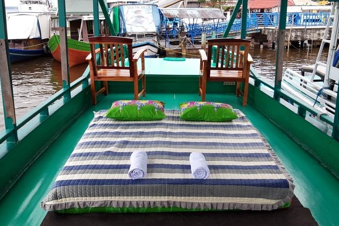5 Days Truly Orangutan Tanjung Puting Wildlife & Dayak Arut - Houseboat Experience
