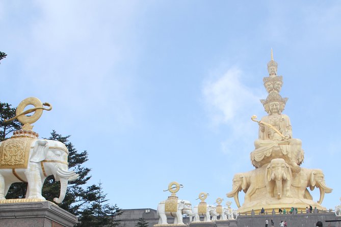 6-Day Private Tour to Jiuzhaigou,Huanglong,Chengdu,Leshan Buddha and Mount Emei - Price and Booking Information
