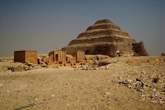 8-Hours Private Tour to Giza Pyramids, Sphinx, Sakkara Pyramids and Memphis - What To Expect During the Tour