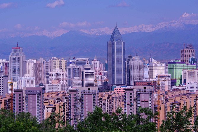 All Inclusive Private Urumqi Day Tour Including Erdaoqiao Market - Additional Booking Information