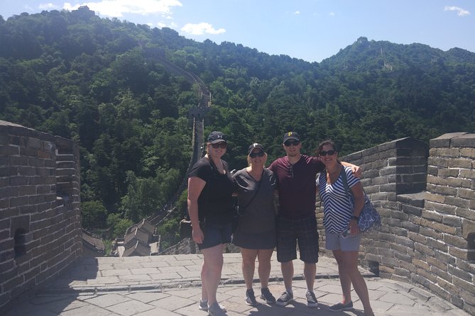 All-Inclusive Tour: Mutianyu Great Wall & Hutong Rickshaw Tour With Local Lunch - Local Lunch and Professional Guide