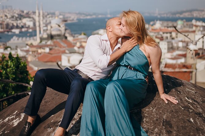 An Inclusive Couples Photoshoot in Istanbul - Price and Reservation Details
