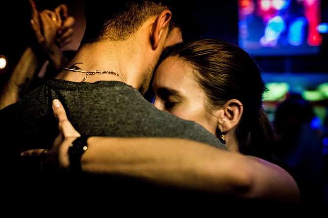 Authentic Milonga and Tango Night Tour With Locals