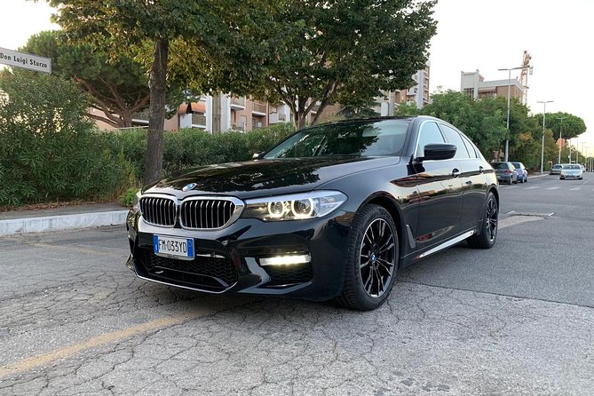 Barcelona Airport BNC to Port Aventura/Salou Round-Trip Transfer - Vehicle Amenities