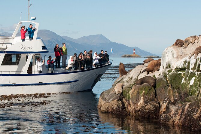 Beagle Channel Yacht Sailing Tour From Ushuaia - Meeting Options