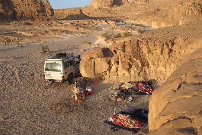 Bedouin Village Jeep Safari With BBQ Dinner From Hurghada - Cancellation Policy