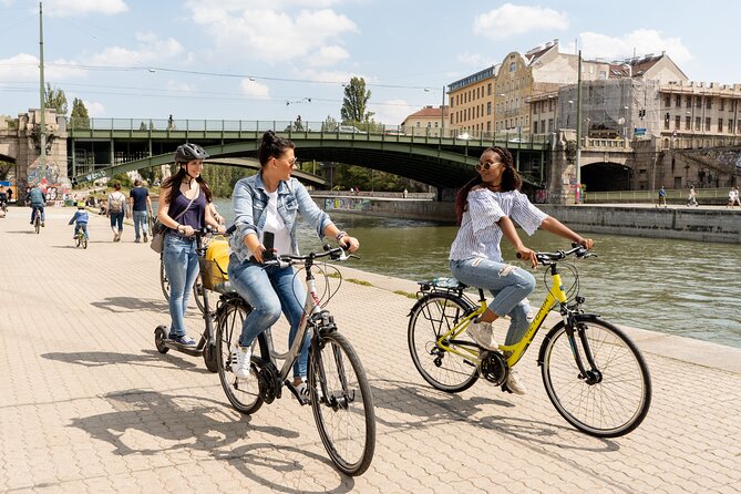 Bike Date Tour in Vienna - Booking Information