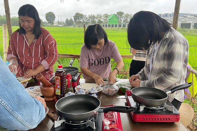 Biking Around at Kenkesu Garden and Joining Cooking Class - Meal Preparation
