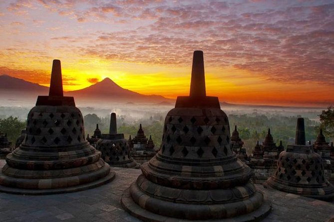 Borobudur Sunrise, Mount Merapi and Prambanan Tour - Pick-Up Information