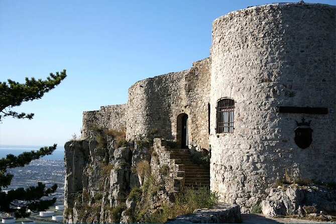 Castles & Wine Tour - Predjama Castle Exploration