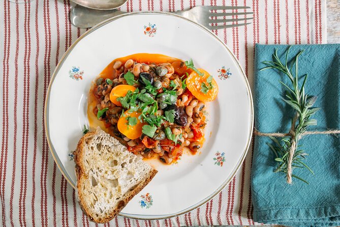 Cesarine: Small Group Veggie Class & Wine Tasting in Milan