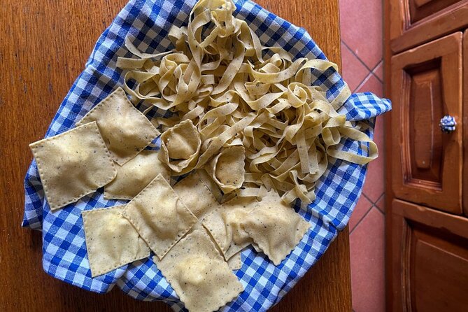 Cesarine: Truffle Dining and Cooking Demo Experience in Perugia