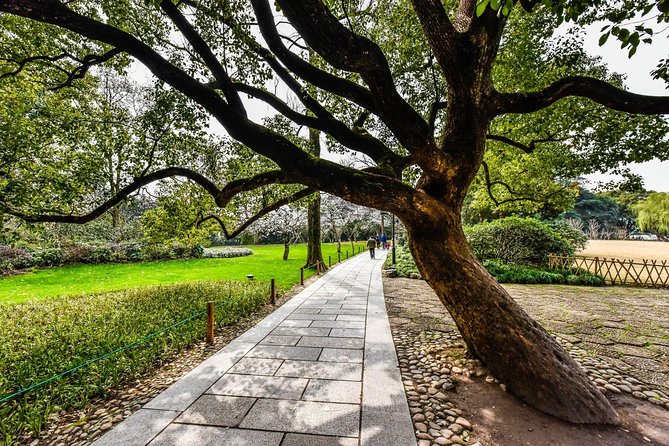 Classic Hangzhou Day Tour Plus Tea Plantation Exploration - Culinary Experience