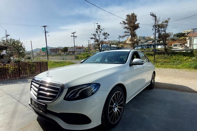 Crete Private Transfer to and From Heraklion Airport Port Town - Group Rates