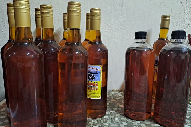 Cultural Kaleidoscope: Dive Into Da Nangs Beach Bliss - Shopping and Souvenir Hunting