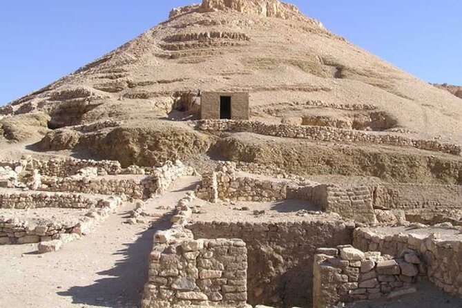 Day Tour To Habu Temple Valley Of Workers And Queens - Explore Valley of Workers and Queens