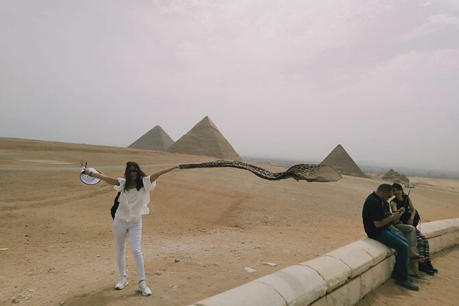 Discover Cairo in 48 Hours in An All-Inclusive Adventure - Day 1: Exploring Ancient Pyramids