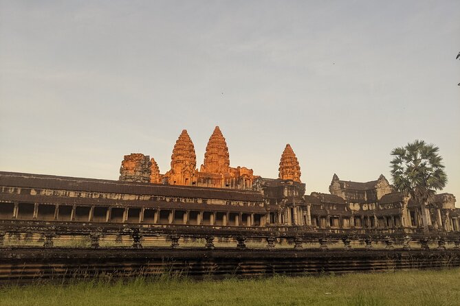 Discover Sunrise Angkor Small Tour - Booking Details