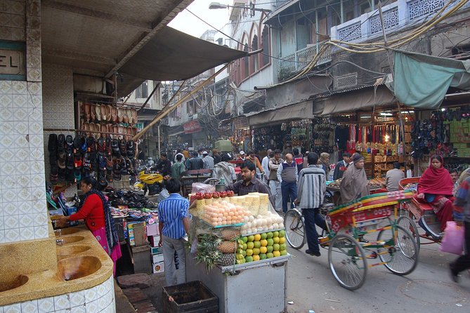 Discover the Streets of Old Delhi - Rickshaw Ride Adventure