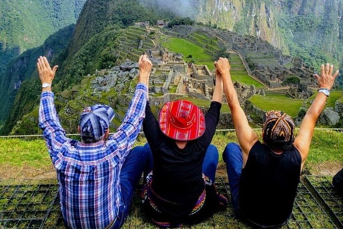 Discovering Machu Picchu With Private Guide - Participation Guidelines